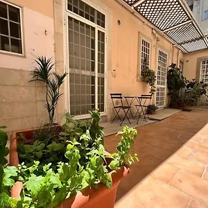 Interno 2 Il Giardino Segreto Centro Apartament